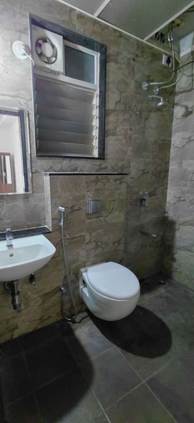 Bathroom, amanora-sterling-towers 2 Bedroom 850 Sq.Ft. Apartment In Hadapsar Pune 10324056