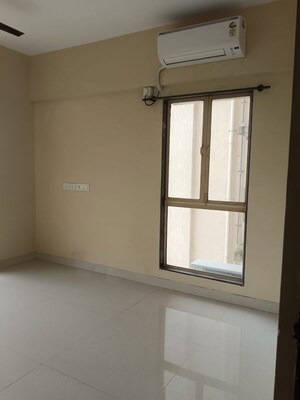 2 BHK Apartment For Rent in IM Applaud 38, Goregaon East