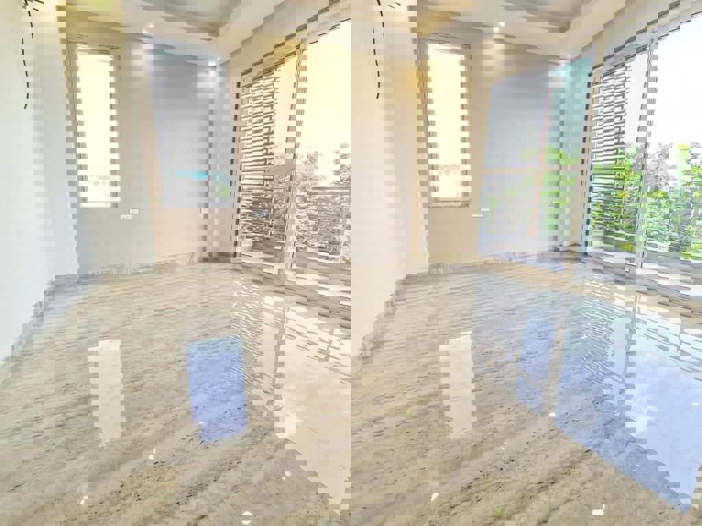 3 BHK + Extra Room 1450 Sq.Ft. Builder Floor in Signature Global City