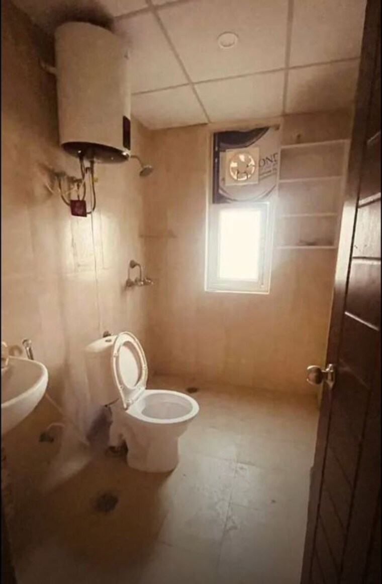 Bathroom, balmikinagar 2 Bedroom 1200 Sq.Ft. Apartment In Balmikinagar Lucknow 10322963