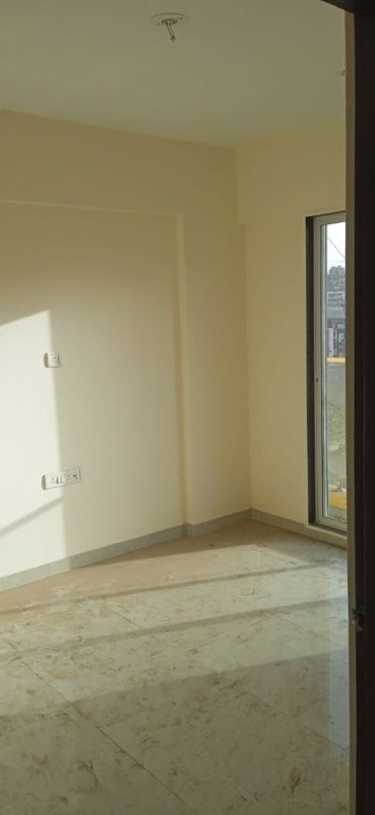 Room, naupada Commercial Office Space 681 Sq.Ft. In Naupada Thane 10324072
