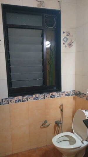 Furnished Amenities in 3 BHK Apartment at Lodha Aura, Wadala – for Rent