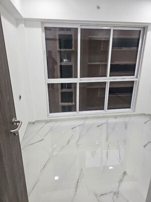 Bedroom in 2 BHK Apartment at Nahar Amaryllis Towers and Plaza, Chandivali – for Rent