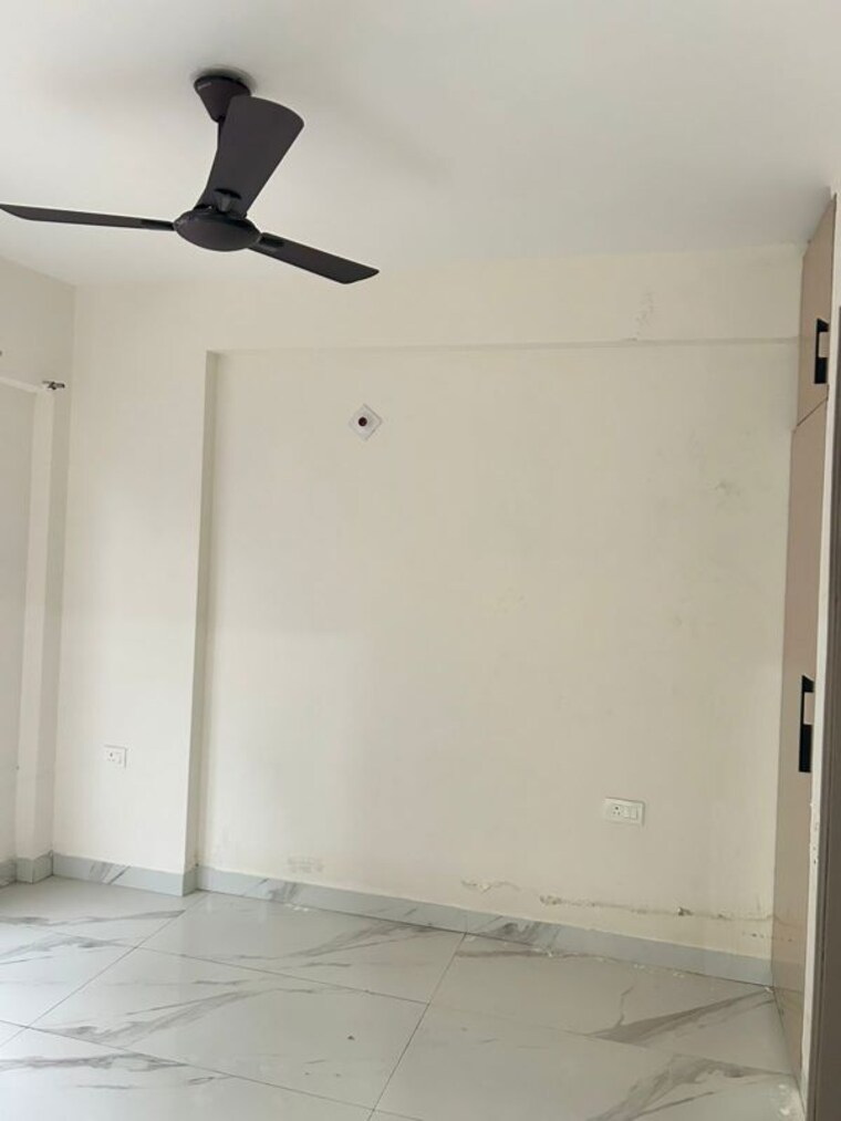 Room, the-center-court-prime 2.5 Bedroom 1565 Sq.Ft. Apartment In Sector 88a Gurgaon 10324114