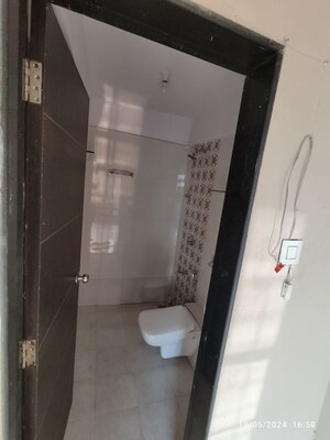 Building Lobby in 1 RK Apartment at Chatrapati Shivaji Raje Complex, Kandivali West – for Rent