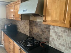 Kitchen in 3 BHK Builder Floor at Sector 40 – for Rent