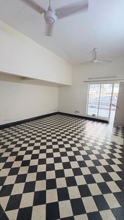 2 BHK + Store Room Builder Floor For Rent in Panchsheel Enclave
