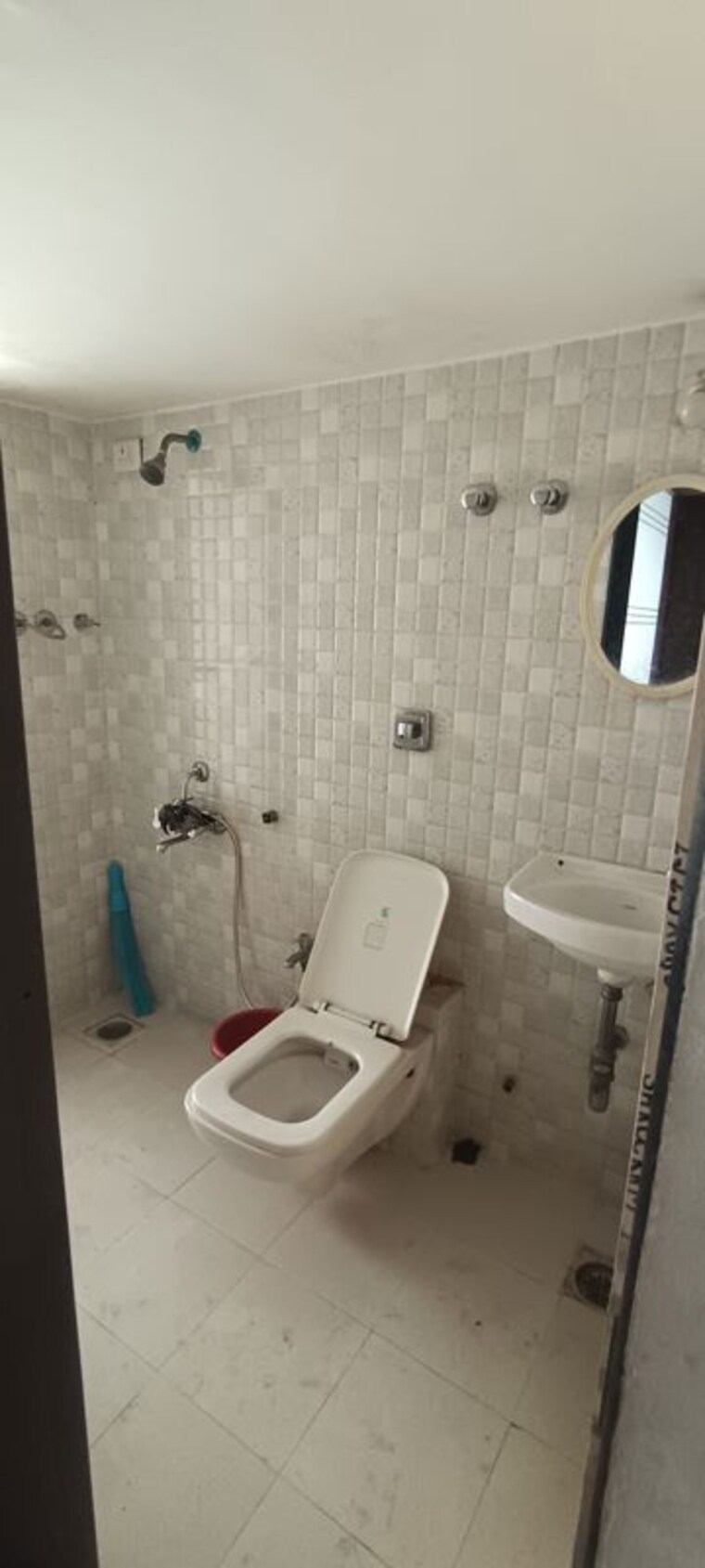 Bathroom, siddhartha-darshan-chs Commercial Office Space 380 Sq.Ft. In Naupada Thane 10324222