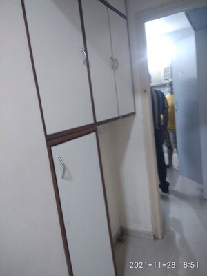 Furnished Amenities in 2 BHK Apartment at Acme Enclave, Malad West – for Rent