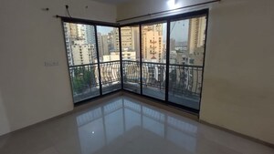 Room in 2 BHK Apartment at Status Vihar, Kharghar – for Rent