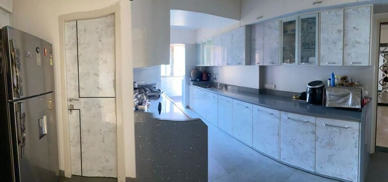 Kitchen, hiranandani-gardens-odyssey-i-ii 4 Bedroom 3450 Sq.Ft. Apartment In Powai Mumbai 10324080