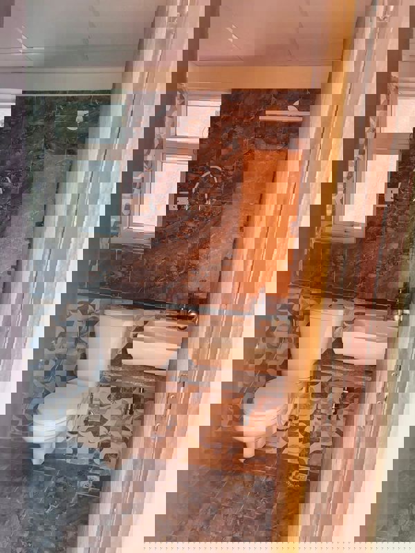 3 BHK 1400 Sq.Ft. Apartment in Shri Radha Sky Gardens