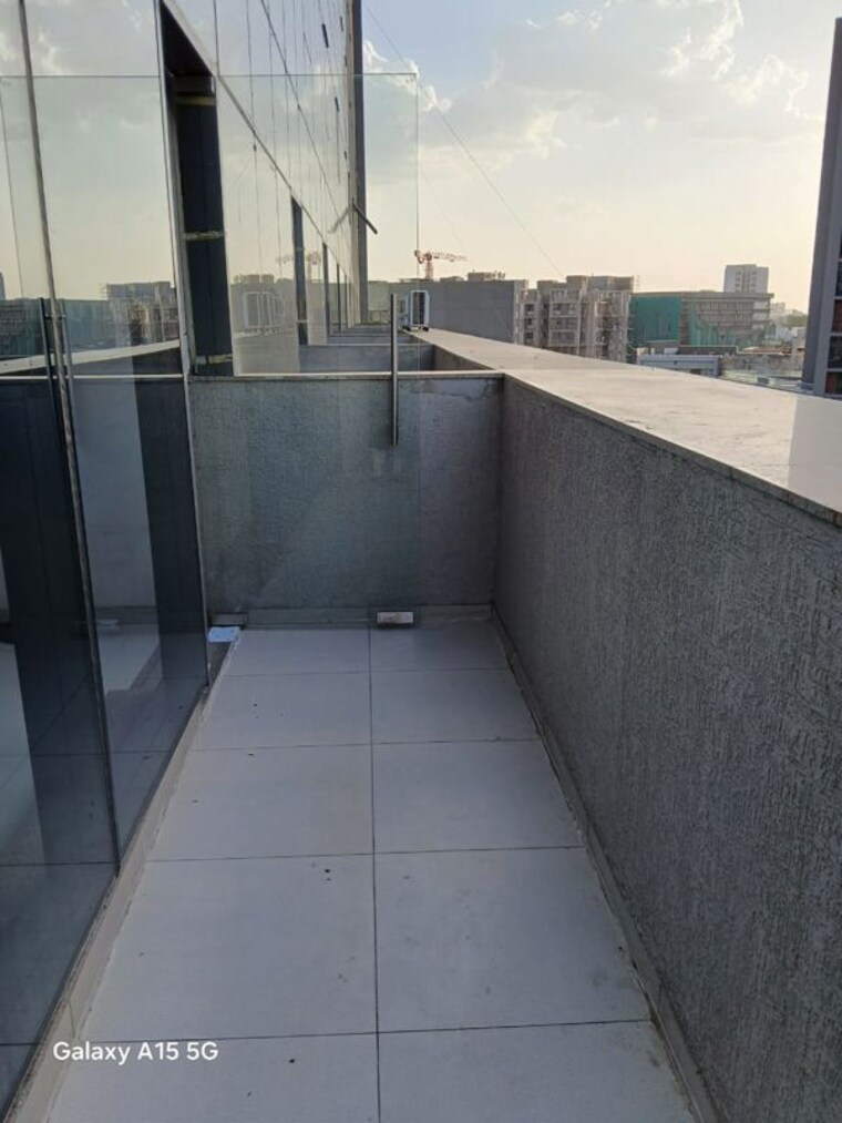 Balcony, sola Commercial Office Space 742 Sq.Ft. In Sola Ahmedabad 10324372