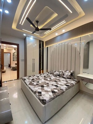 Bedroom in 4 BHK Builder Floor at BPTP Amstoria, Sector 102 – for Sale