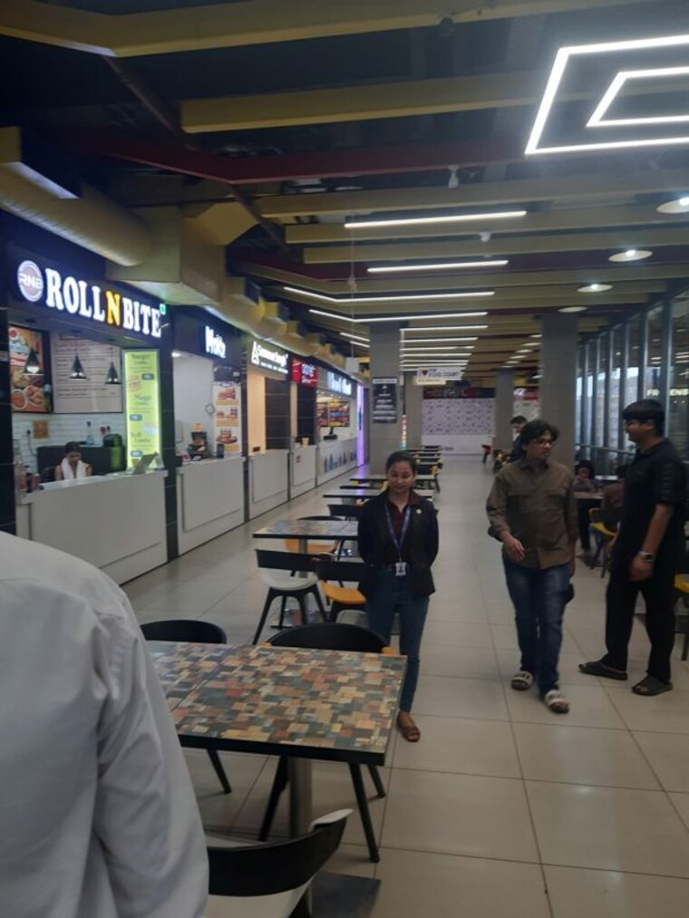  Parking, kw-delhi-6 Commercial Shop 272 Sq.Ft. In Raj Nagar Extension Ghaziabad 10324335