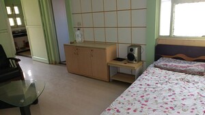 Living Room in 1 BHK Builder Floor at Supertech Shopprix Mall Vaishali, Vaishali Sector 5 – for Rent