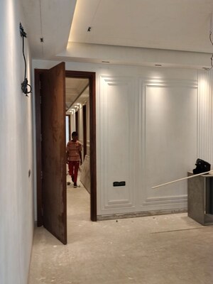 Building Lobby in 4 BHK Builder Floor at Saket – for Sale