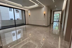 4 BHK Builder Floor For Sale in Sector 102