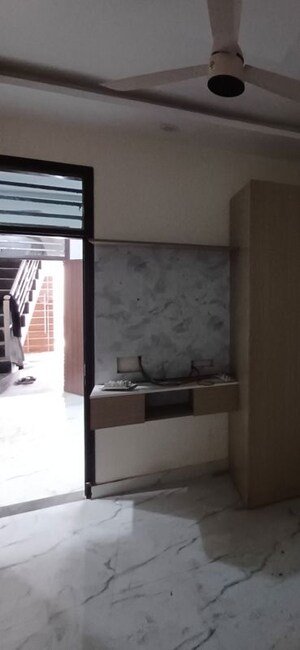 Furnished Amenities in 4 BHK Independent House at Palla – for Sale