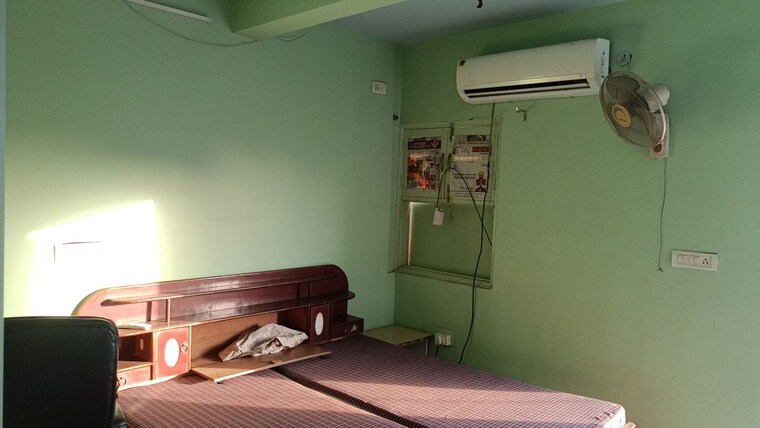 Bedroom, supertech-shopprix-mall-vaishali 1 Bedroom 550 Sq.Ft. Builder Floor In Vaishali Sector 5 Ghaziabad 10324438