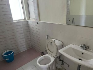 Bathroom in 2 BHK Apartment at Alaknanda Apartment Gomti Nagar, Gomti Nagar – for Rent