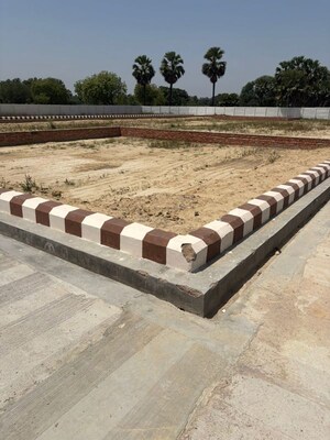  Plot – Exterior View View at Bijnor Road - for Sale