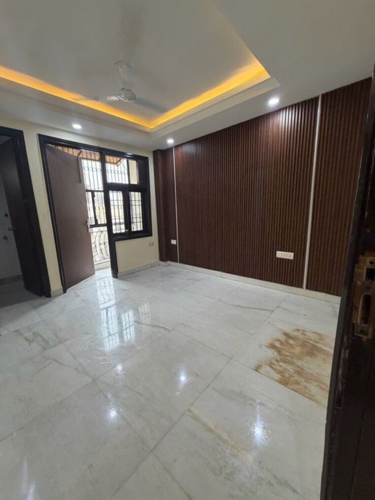 Room, new rajinder nagar 3 Bedroom 128 Sq.Yd. Builder Floor In New Rajinder Nagar Delhi 10324475