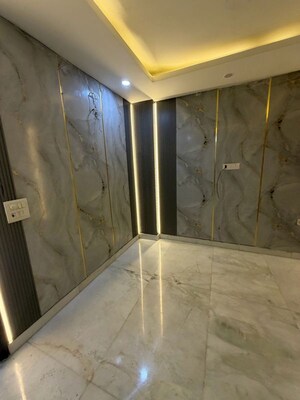 Room in 3 BHK Builder Floor at New Rajinder Nagar – for Sale