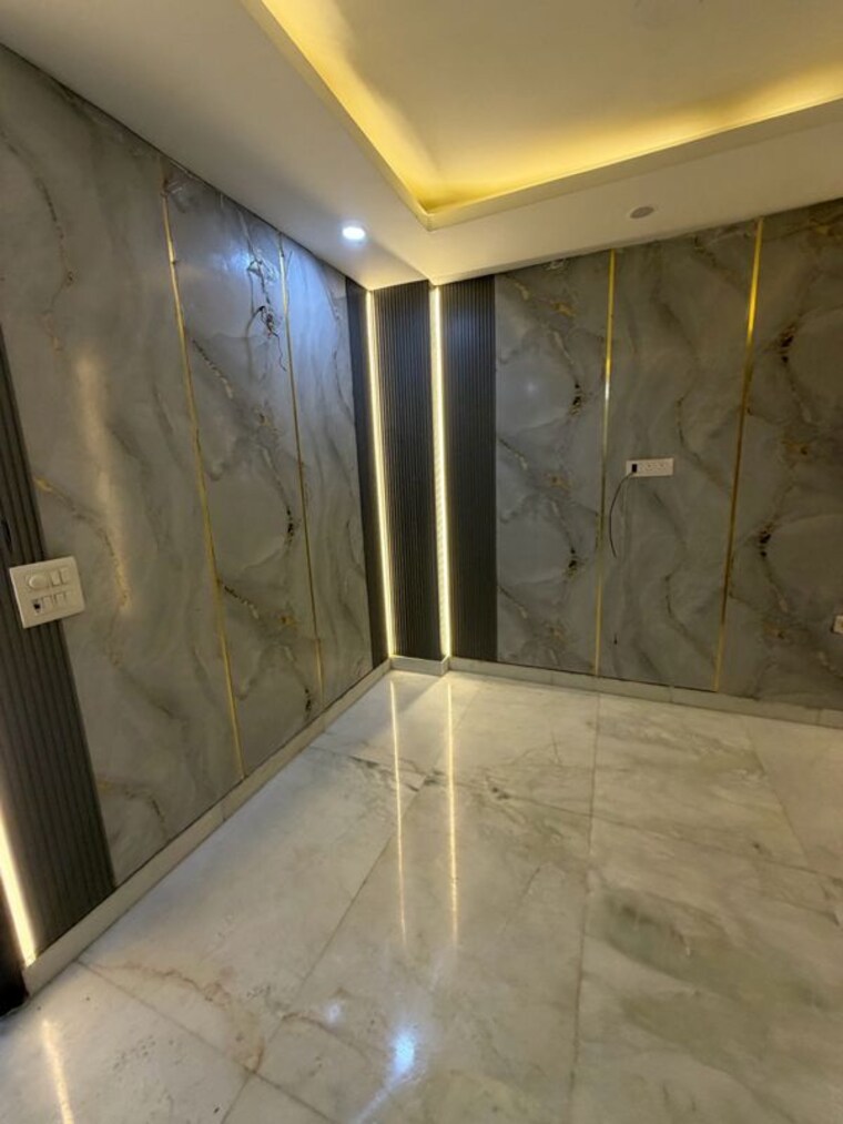 Room, new rajinder nagar 3 Bedroom 128 Sq.Yd. Builder Floor In New Rajinder Nagar Delhi 10324475