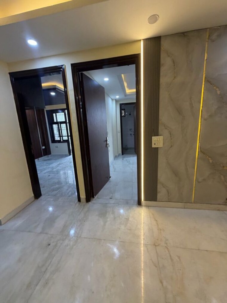 Room, new rajinder nagar 3 Bedroom 128 Sq.Yd. Builder Floor In New Rajinder Nagar Delhi 10324475