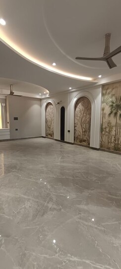 3 BHK + Pooja Room,Servant Room Builder Floor For Sale in Parklands