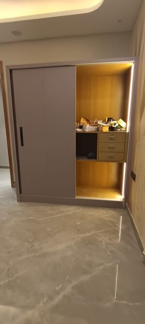 Furnished Amenities in 3 BHK Builder Floor at Parklands, Sector 85 – for Sale