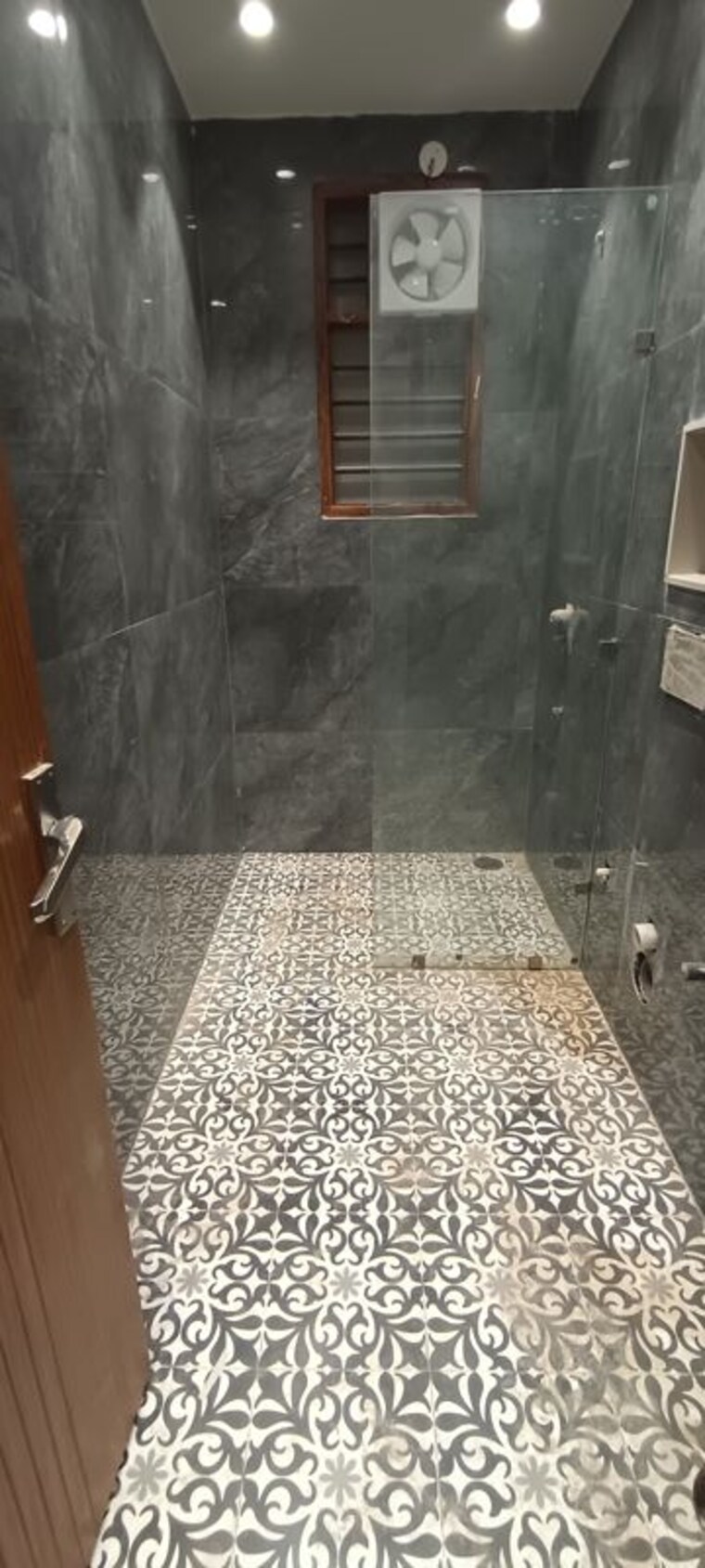 Bathroom, parklands 3 Bedroom 250 Sq.Yd. Builder Floor In Sector 85 Faridabad 10324497