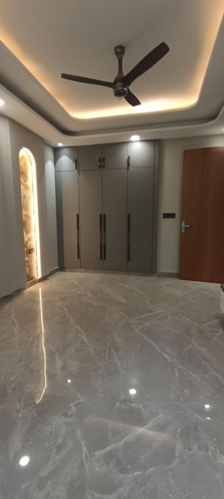 Room, parklands 3 Bedroom 250 Sq.Yd. Builder Floor In Sector 85 Faridabad 10324497