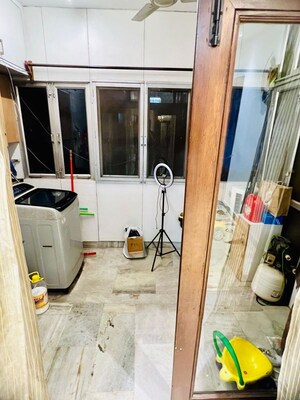 Balcony in 3 BHK Builder Floor at Panchsheel Enclave – for Rent