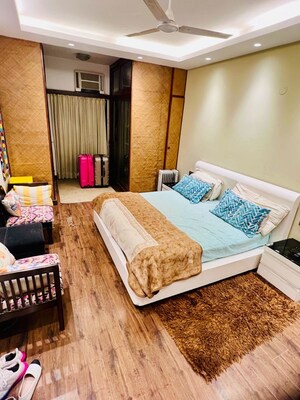 Bedroom in 3 BHK Builder Floor at Panchsheel Enclave – for Rent