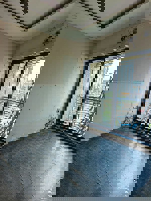 2.5 BHK 825 Sq.Ft. Apartment in Runwal Pearl