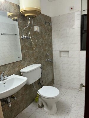 Bathroom in  Builder Floor at Agrim Apartment, Sector 43 – for Rent