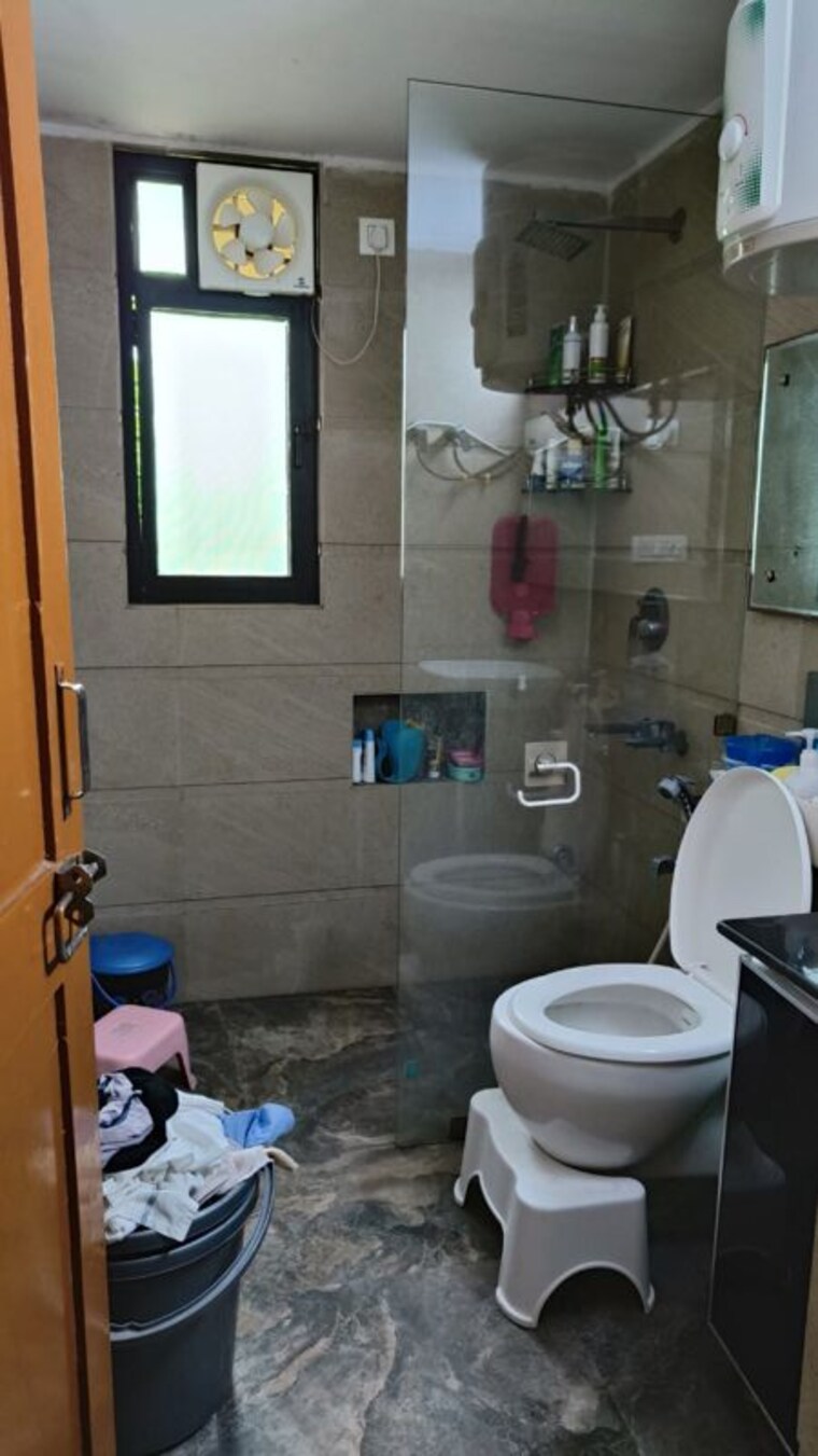 Bathroom, dwarka 2 Bedroom 1200 Sq.Ft. Apartment In Dwarka Delhi 10324570