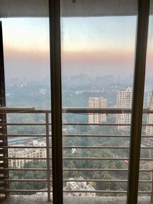 Room in 2.5 BHK Apartment at Bhimjyani Verraton, Manpada – for Sale