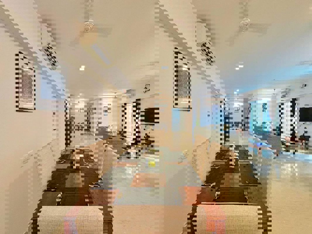 4 BHK + Servant Room,Extra Room 1600 Sq.Ft. Apartment in Kanakia Paris