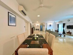 4 BHK + Servant Room,Extra Room Apartment For Sale in Kanakia Paris