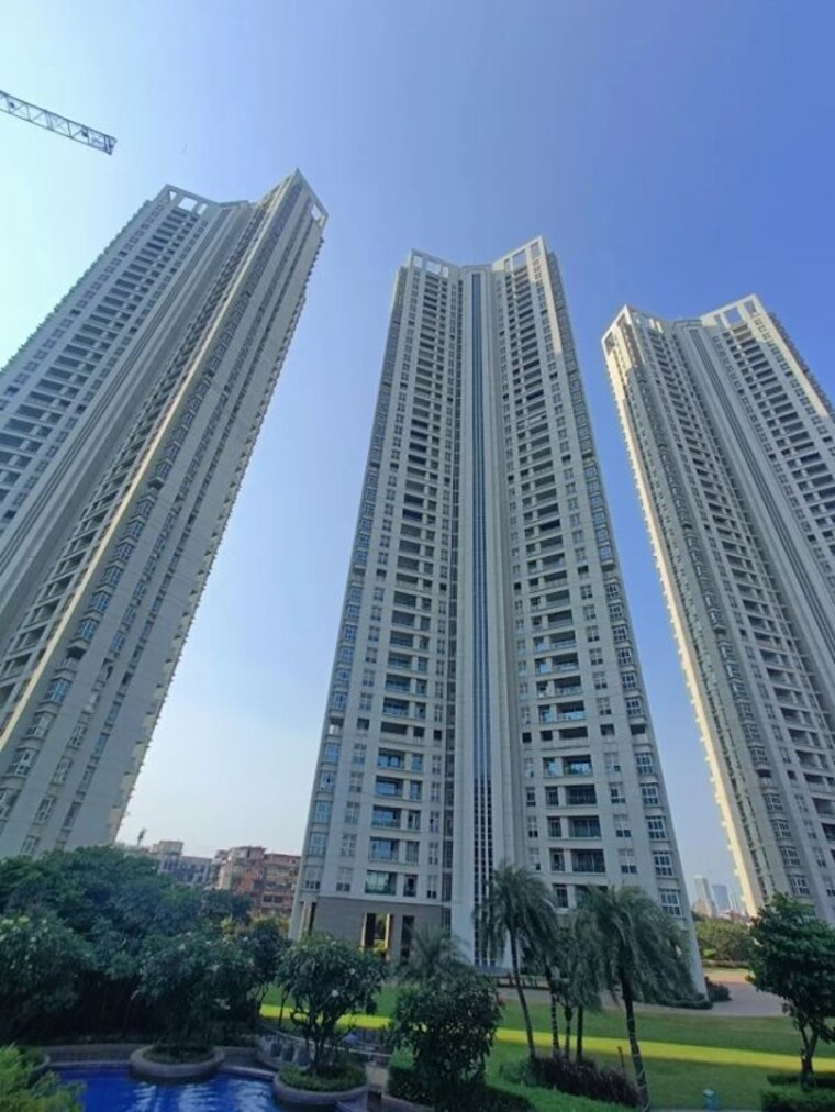 Exterior View, k-raheja-vivarea 3 Bedroom 2100 Sq.Ft. Apartment In Mahalaxmi Mumbai 10324556