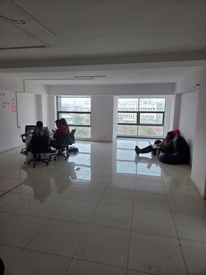 Parking in  Office Space at Vastrapur – for Rent