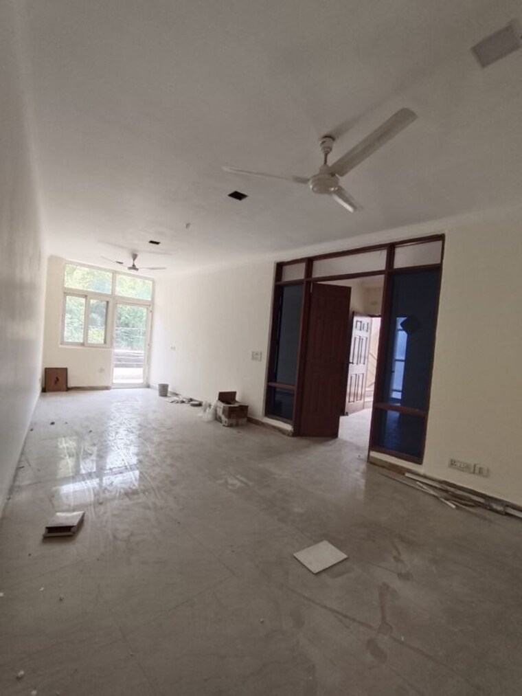 Room, shivalik colony 3 Bedroom 1800 Sq.Ft. Builder Floor In Shivalik Colony Delhi 10324601