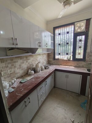 Kitchen in 3 BHK Builder Floor at Shivalik Colony – for Rent