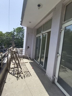 Balcony in 3 BHK Builder Floor at Shivalik Colony – for Rent
