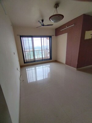 Room in 3 BHK Apartment at Paradise Sai Pearls, Kharghar – for Rent
