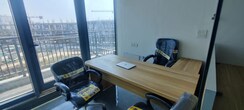 Office Space For Sale in Gaur City Mall