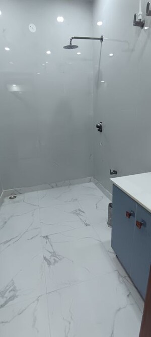 Bathroom in 3 BHK Builder Floor at BP Homes, Sector 85 – for Sale